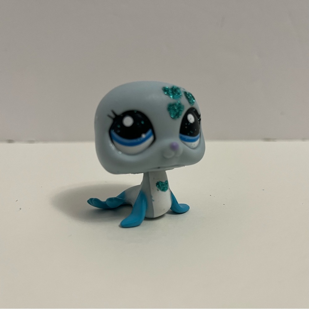 LITTLEST PET SHOP SEAL with glitter #2284 toy LPS Authentic
